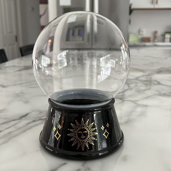 Target 2023 - NWT - Glass Fortune Teller Crystal Ball Container - Picture 3 of 12